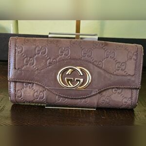Authentic Gucci Long Wallet Tan Embossed leather